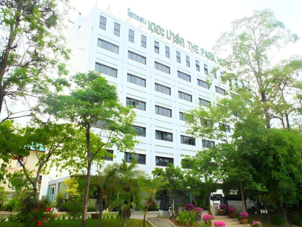 The Park Hotel Pattaya Exterior foto